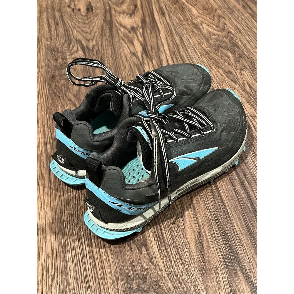 Altra Trail Running Shoes Foot Shape Blue Zero Drop Gaiter Trap 3.0 Size 6